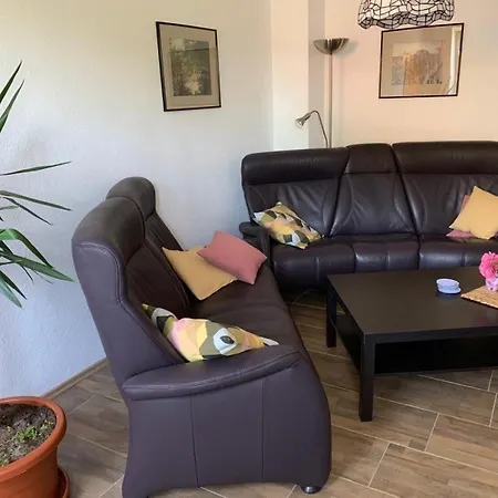 アパート Neu! Zwo Lueneburger Heide ノイエンキルヒェン